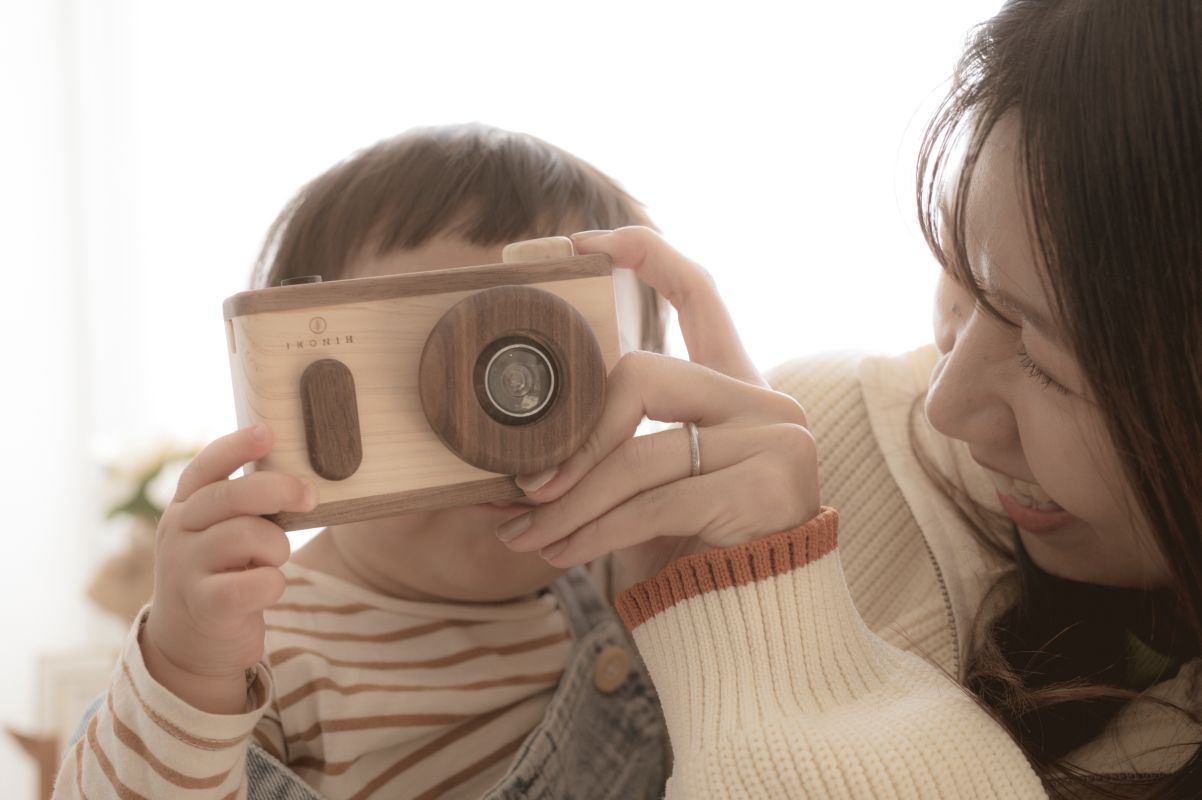 IKONIH リトルフォトグラファー 木のおもちゃ
