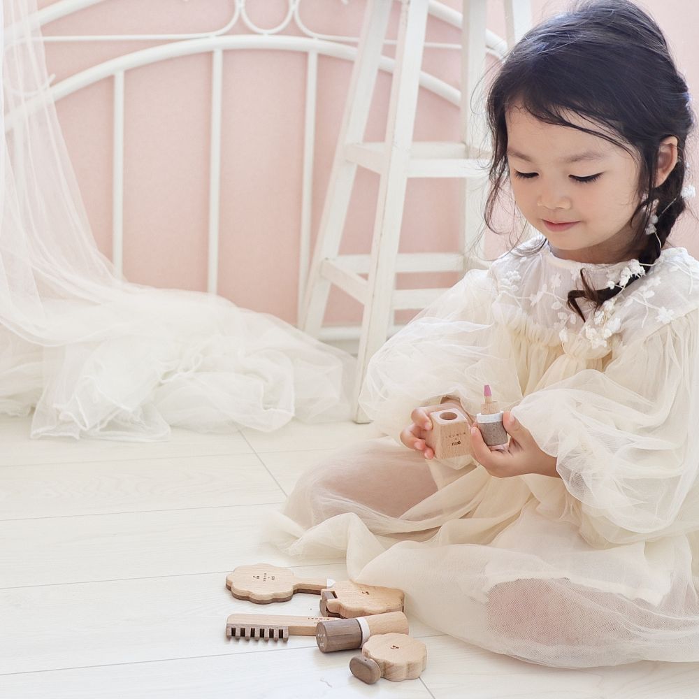 IKONIH 木製コスメ ままごと